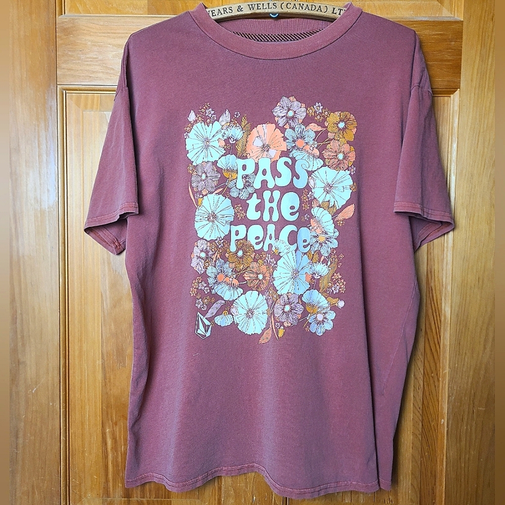 Volcom Pass The Peace Sz S TShirt Tee Logo Short Sleeve 100% Organic Cotton Clay